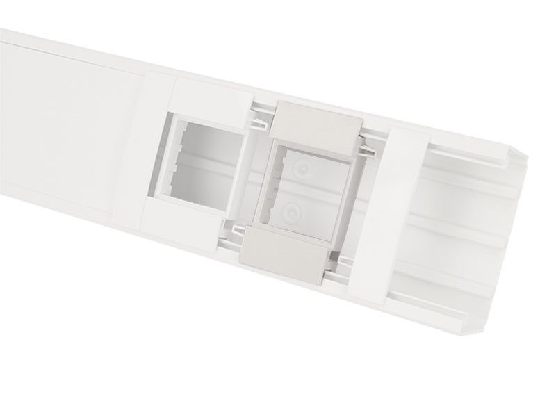 Extension pour adaptateur Quadro pour goulotte Efapel 90 et 110x50mm