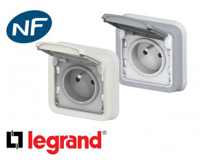 Prise de courant 16A 2P+T Legrand Plexo™ encastrée