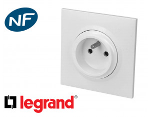 Prise électrique Legrand Dooxie™ Easyréno complète